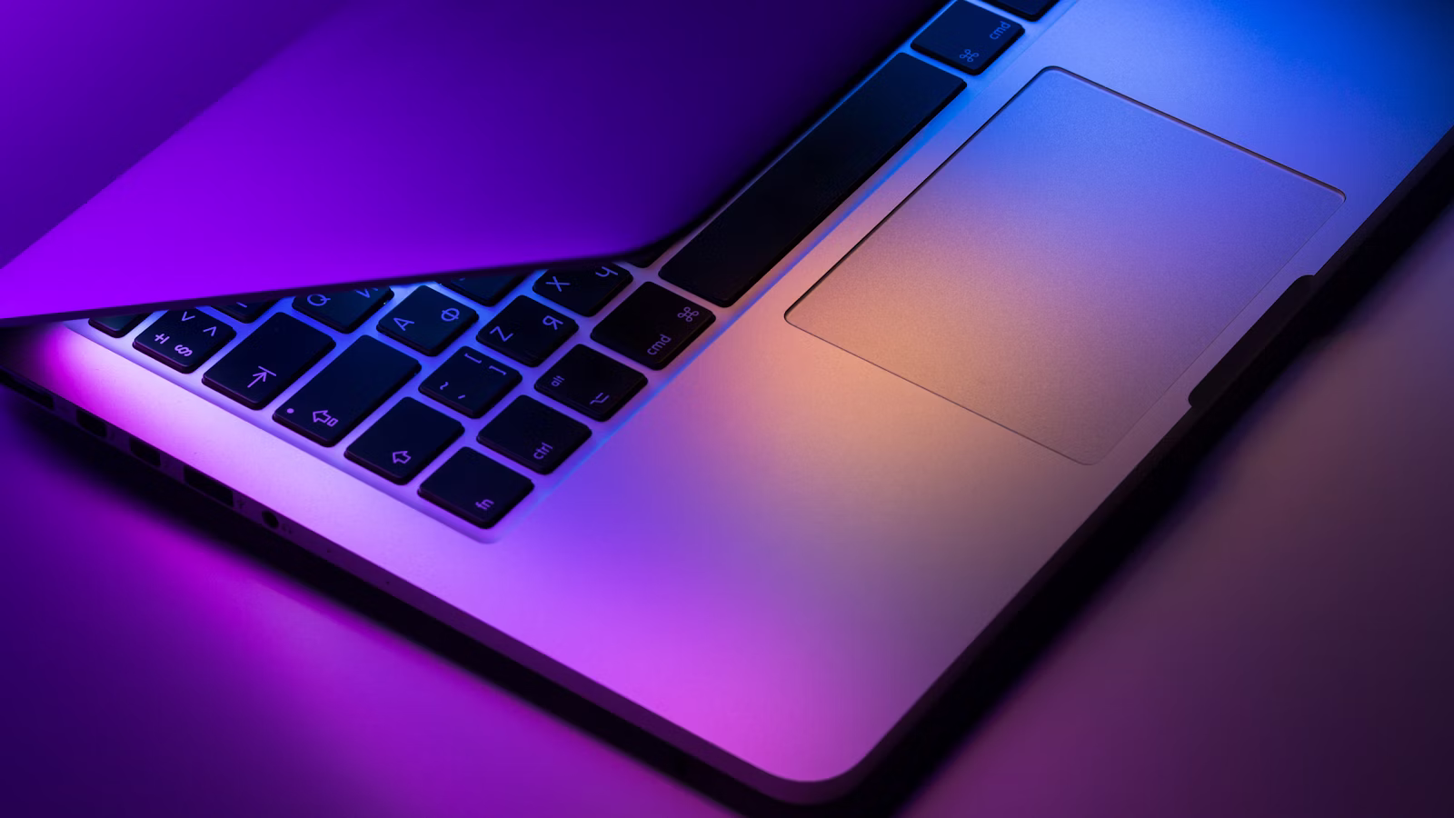 MacBook Pro (M4 Max)